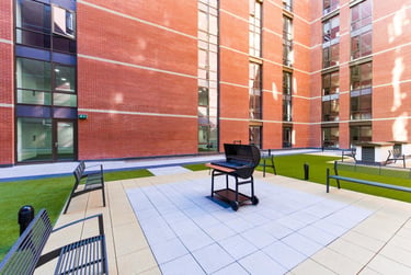 1 bed studio, Great Patrick Street, Holylands, Belfast, BT12LT - Image 8